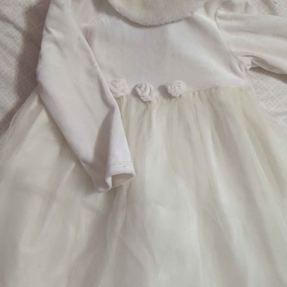 Elegant White Long Sleeve Dress